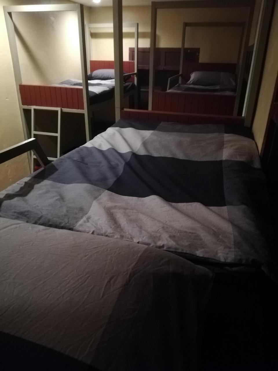 بيت شباب Bike&Bed ثاكيك المظهر الخارجي الصورة